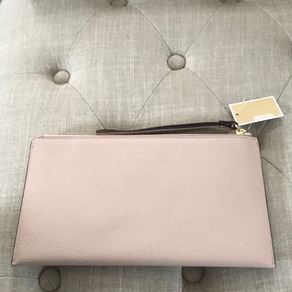 Michael Kors Wristlet/Clutch - Picture 2 of 3